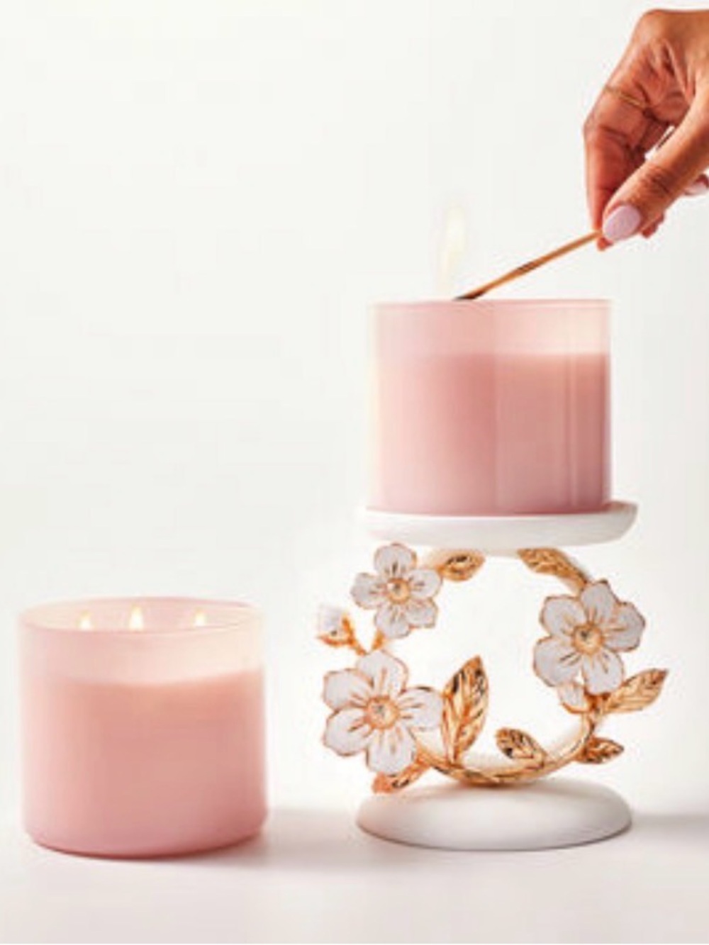 Bath & Body Works Flower Ring 3 Wick Candle Holder NWT Foam Protector Clean Girl